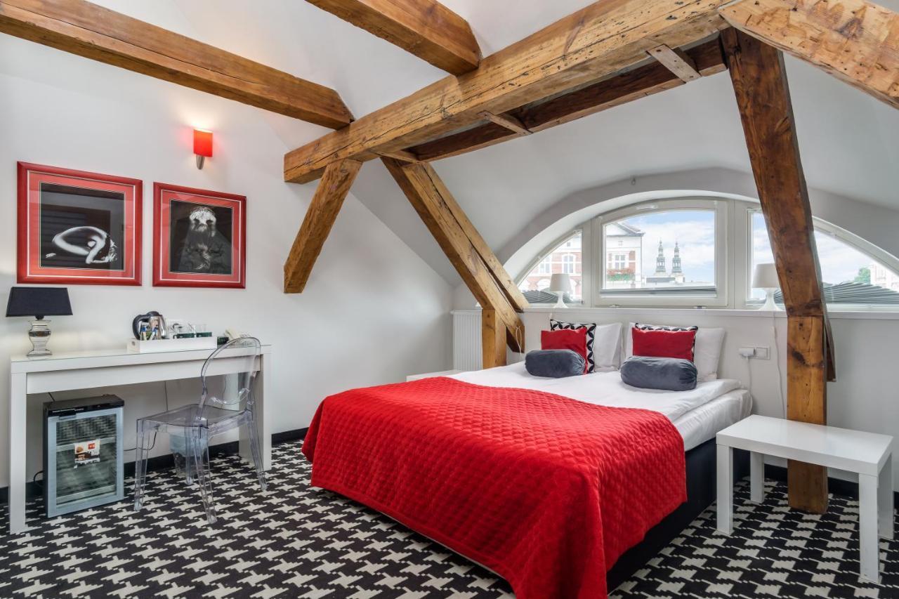 Hotel Kolegiacki Poznań Extérieur photo