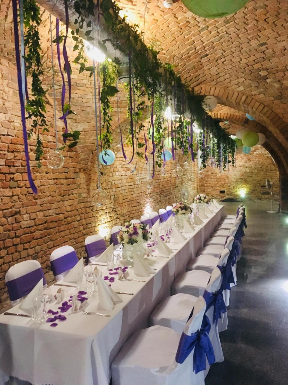 Hotel Kolegiacki Poznań Extérieur photo